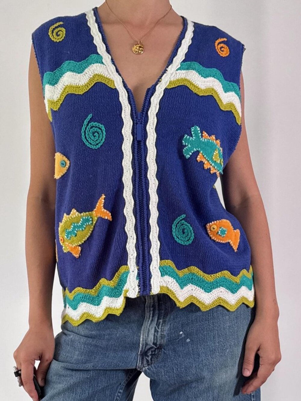 90s vintage Bellepointe fish ocean novelty funky embroidered knit sweater vest